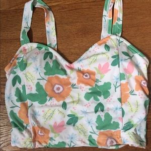 Kortni Jeane ladder back top size S